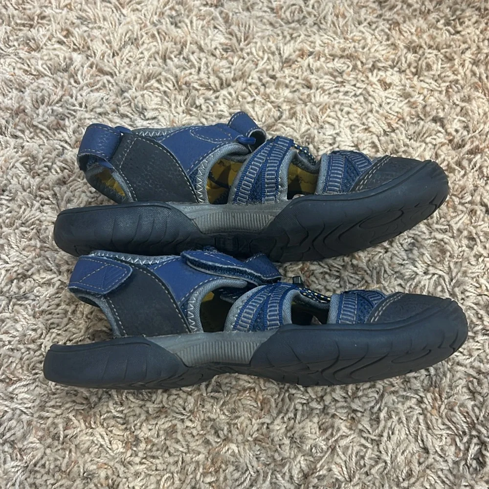 Sonoma sport sandals